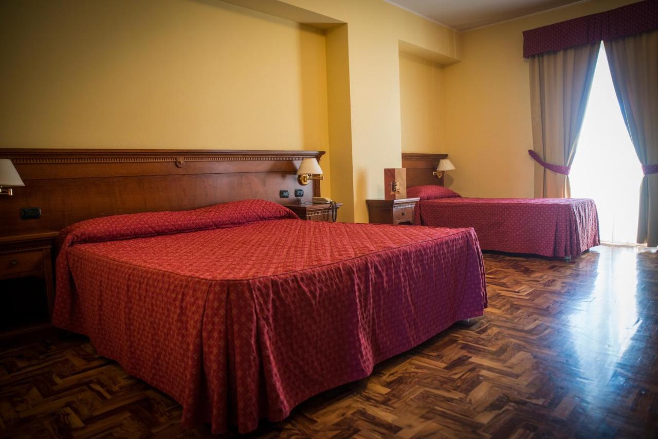 Albergo Ristorante Uliveto Veroli Extérieur photo