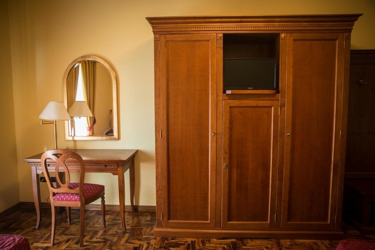 Albergo Ristorante Uliveto Veroli Extérieur photo